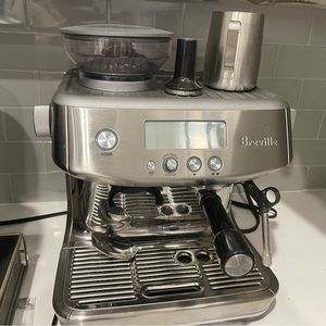 Breville Barista Pro Espresso Machine